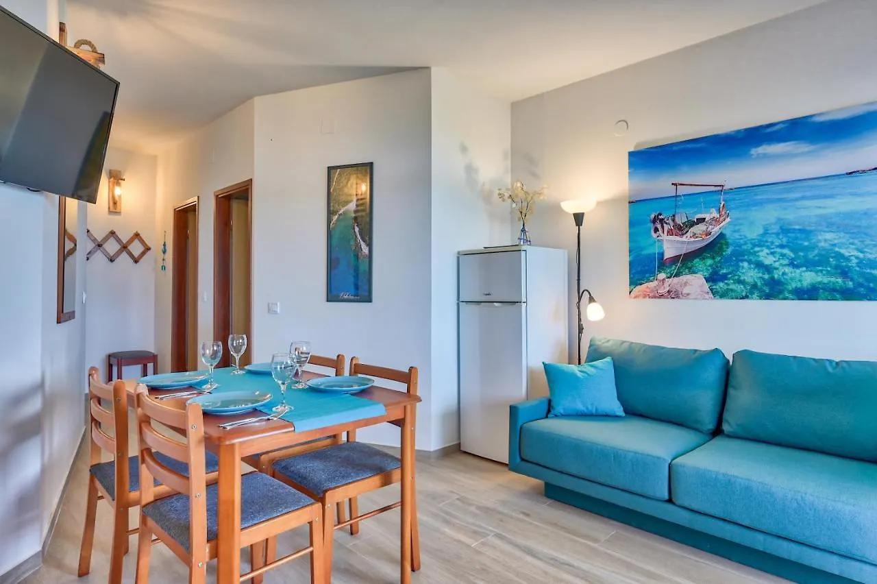 Sun&Sea Apartments Medulin A2 0*,  Croatia